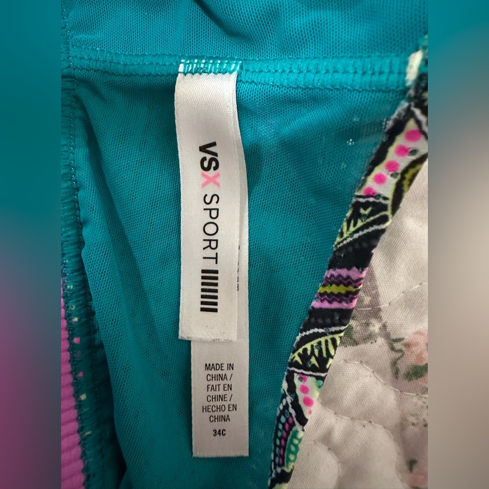Victoria’s Secret VS VSX Sport Women’s Athletic Running Workout Gym Sports Bra - Picture 3 of 3